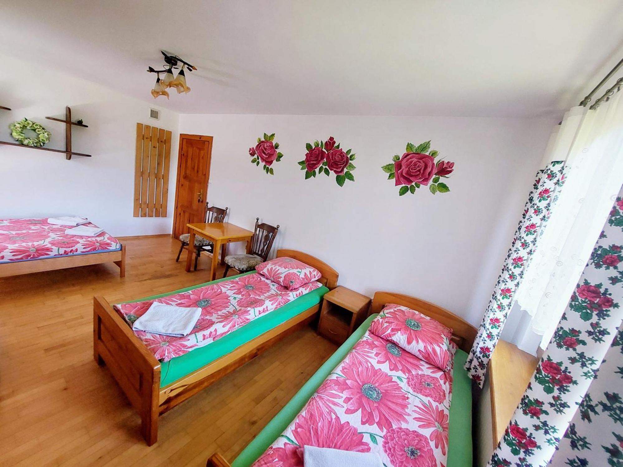 Wisniowy Gaj Villa Ujanowice ภายนอก รูปภาพ