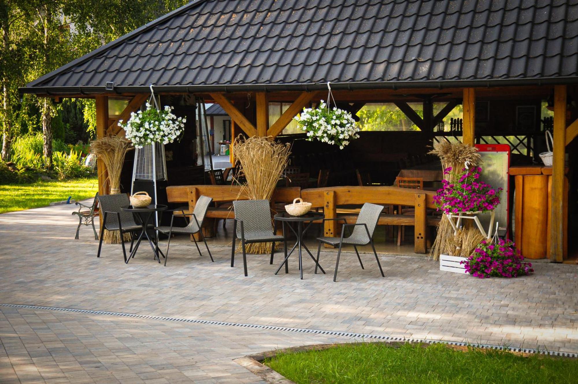 Wisniowy Gaj Villa Ujanowice ภายนอก รูปภาพ