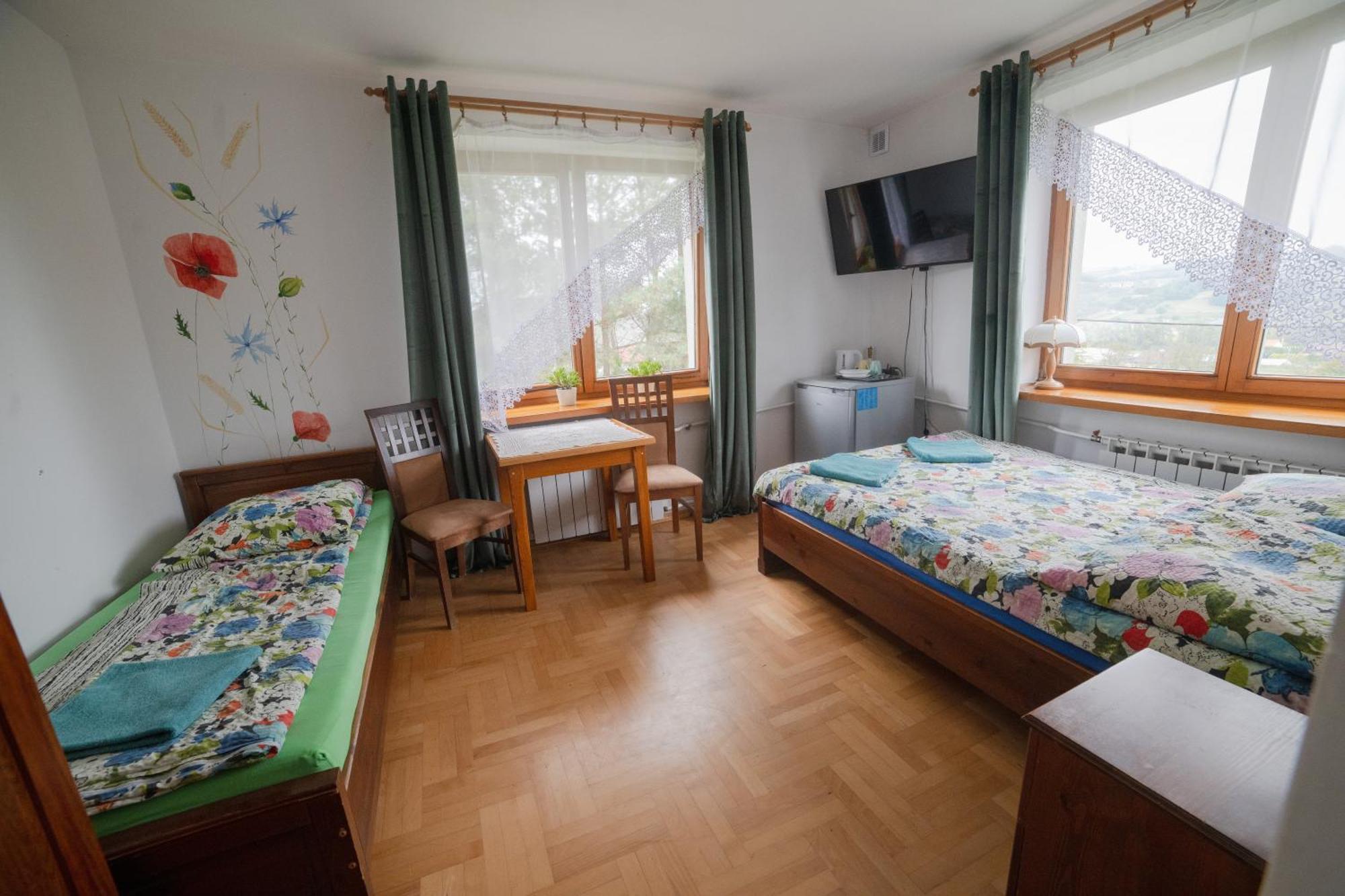 Wisniowy Gaj Villa Ujanowice ภายนอก รูปภาพ